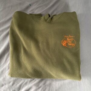 Bass Pro Shops Men's Olive Crewneck Sweater